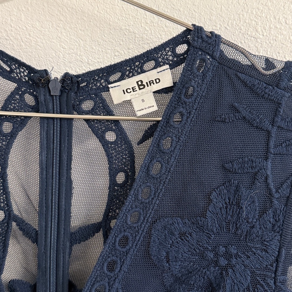 IceBird simple serenity lace maxi dress size small - Picture 4 of 13